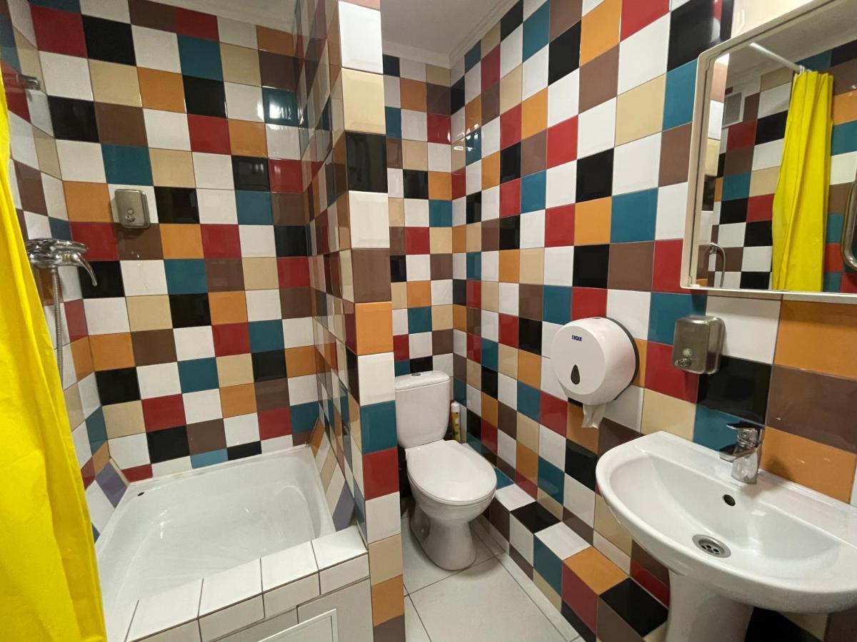 Gogol Mini Hotel Брест Экстерьер фото