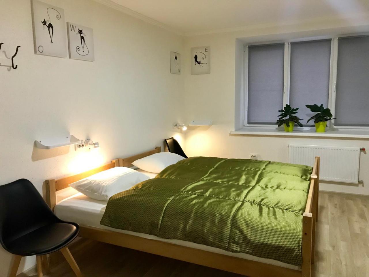 Gogol Mini Hotel Брест Экстерьер фото